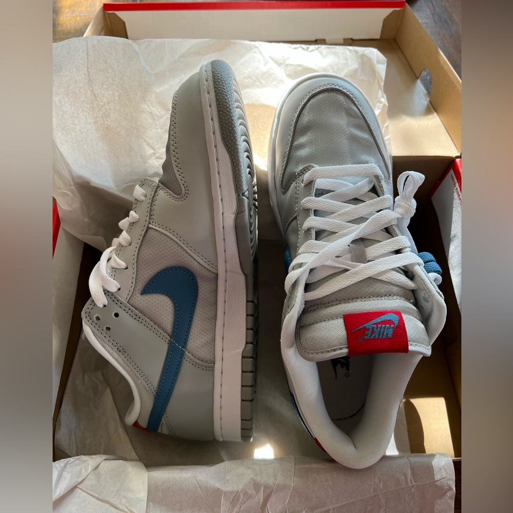 BRAND NEW Nike Dunk Low QS
